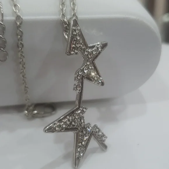 Necklace broken 🌟 - Picture 2 of 3